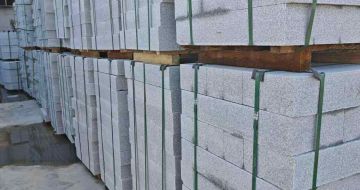 周口芝麻白路牙石，路侧石