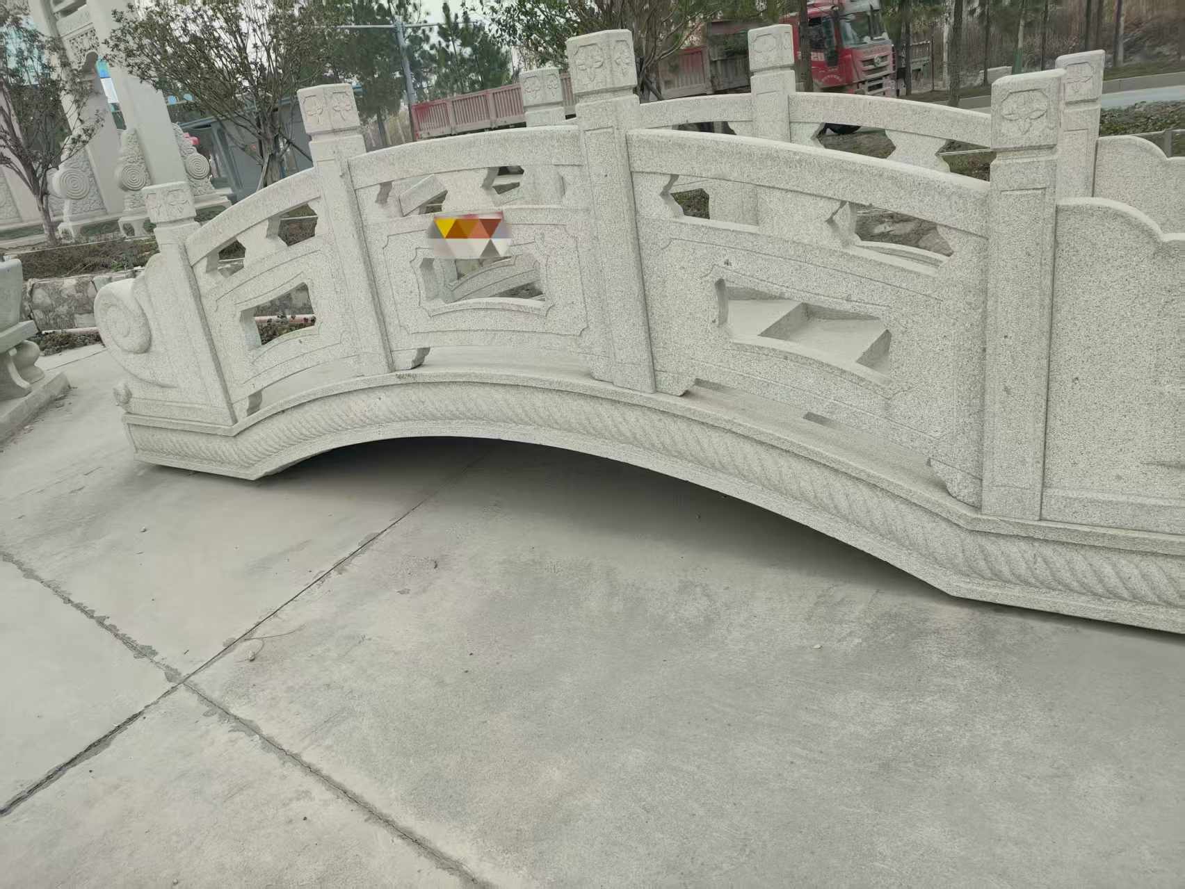 周口芝麻白拱桥，石桥